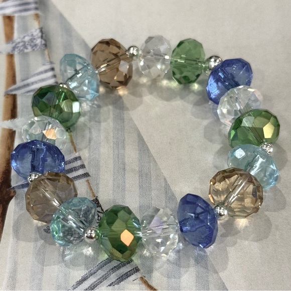 Hand Crafted Seaside Hydro Quartz Crystal Beaded Bracelet - Picture 1 of 1